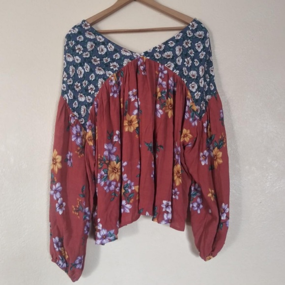 Floral Peasant Blouse - Red and Blue - Picture 2 of 2